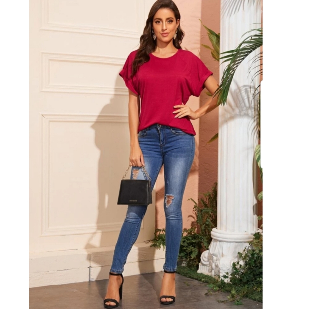 🍂 Red, cuffed solid top 🍂 - Picture 4 of 7